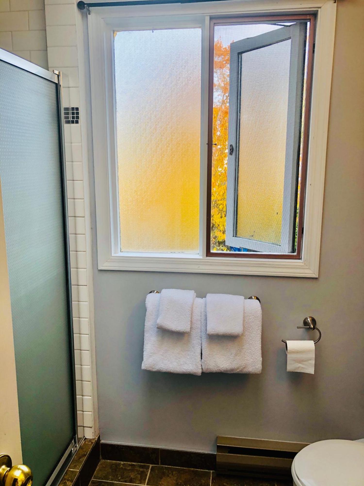 The Sunshine House-Free Parking Bed and Breakfast Vancouver Værelse billede