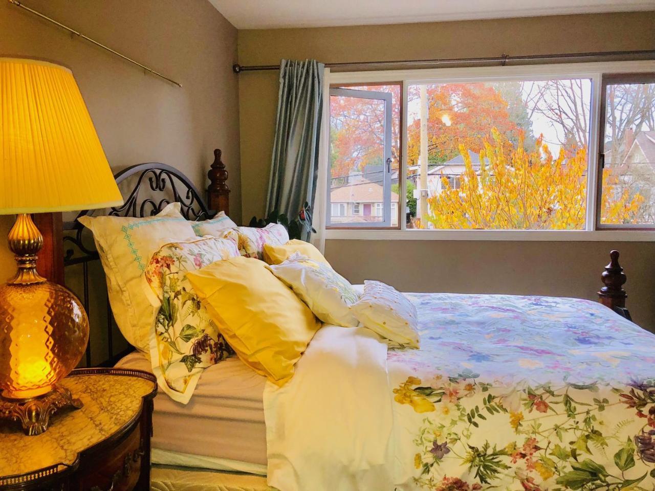 The Sunshine House-Free Parking Bed and Breakfast Vancouver Eksteriør billede